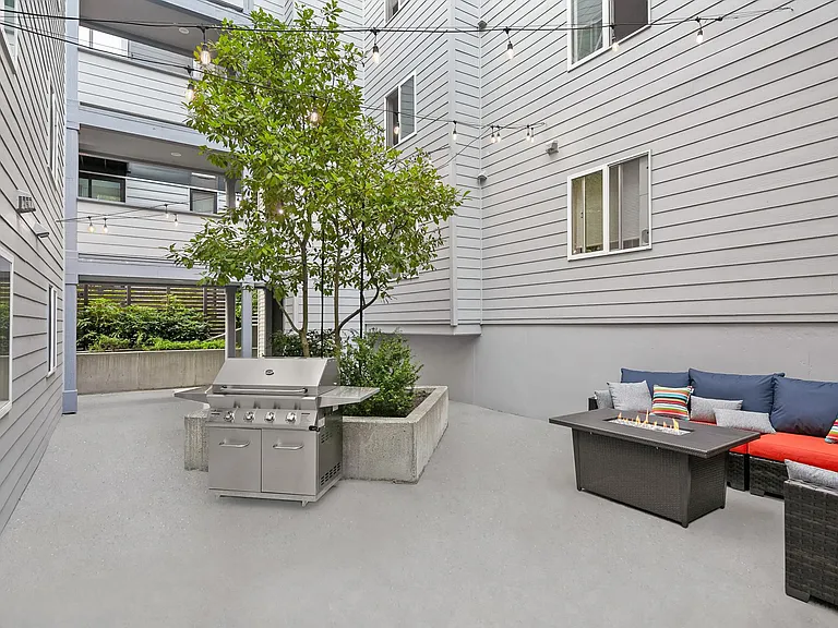 Boylston Place — Photo 17