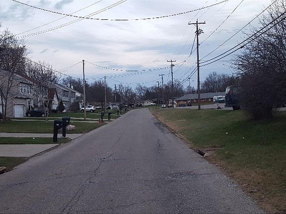 5th image of 9281 N Plaza Dr