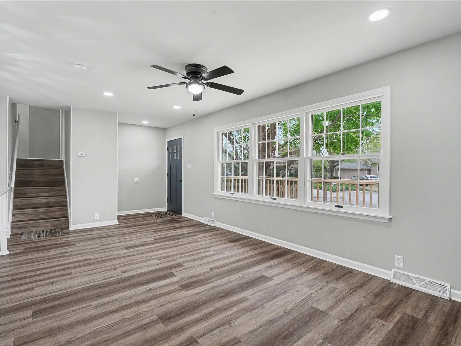 4 bed, 1651 sqft, $2,800 — Photo 2
