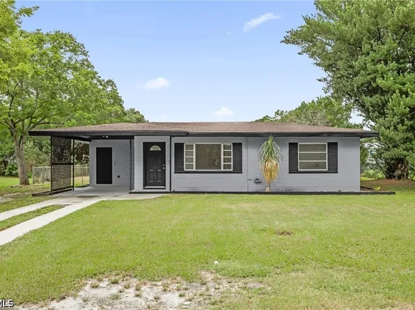 2012 Helms Ave, Leesburg, FL 34748