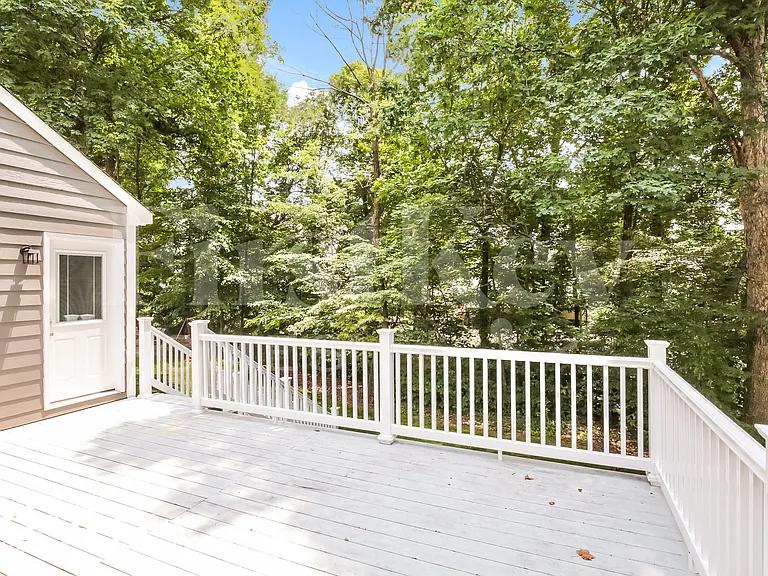 5017 Windermere Dr — Photo 13