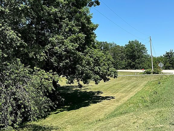 5th image of 6 SE Honey Creek Acres Hwy #21
