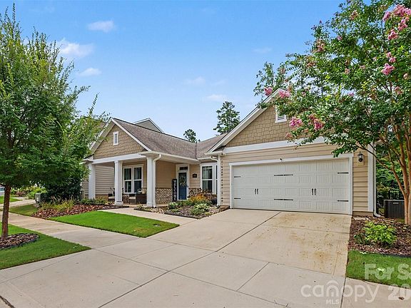 2nd image of 402 Dudley Dr