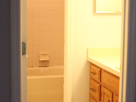Master Full Bathroom 