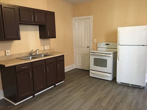 2nd image of 707 E Market St #1