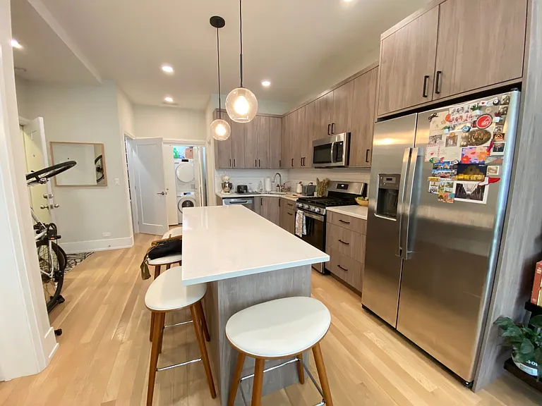 1756 W North Ave #2F — Photo 1