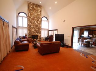 7 Glenview Dr, Watchung, NJ 07059