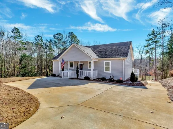 123 Harbor Ln, Townville, SC 29689