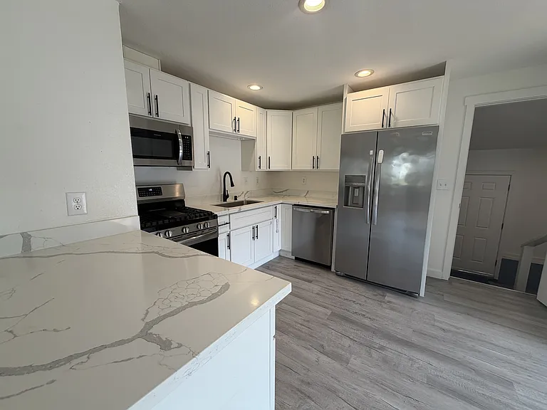316 Willow St — Photo 1