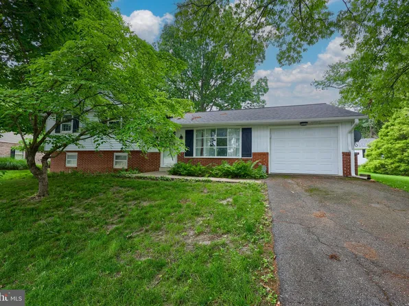 112 Washington St, Strasburg, PA 17579