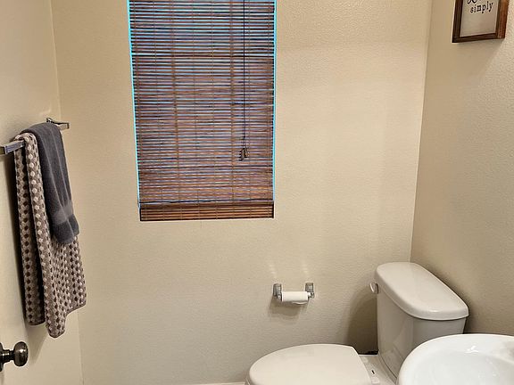 4th image of 2431 Birchknoll Ct Unit 3