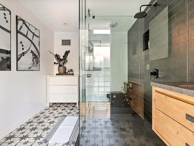 1315 Innes Pl — Photo 20