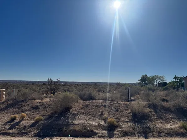 501 1st St NE, Rio Rancho, NM 87124