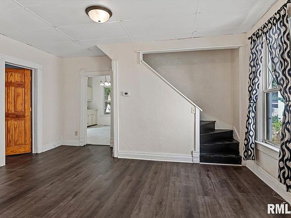 4th image of 513 W Allen St