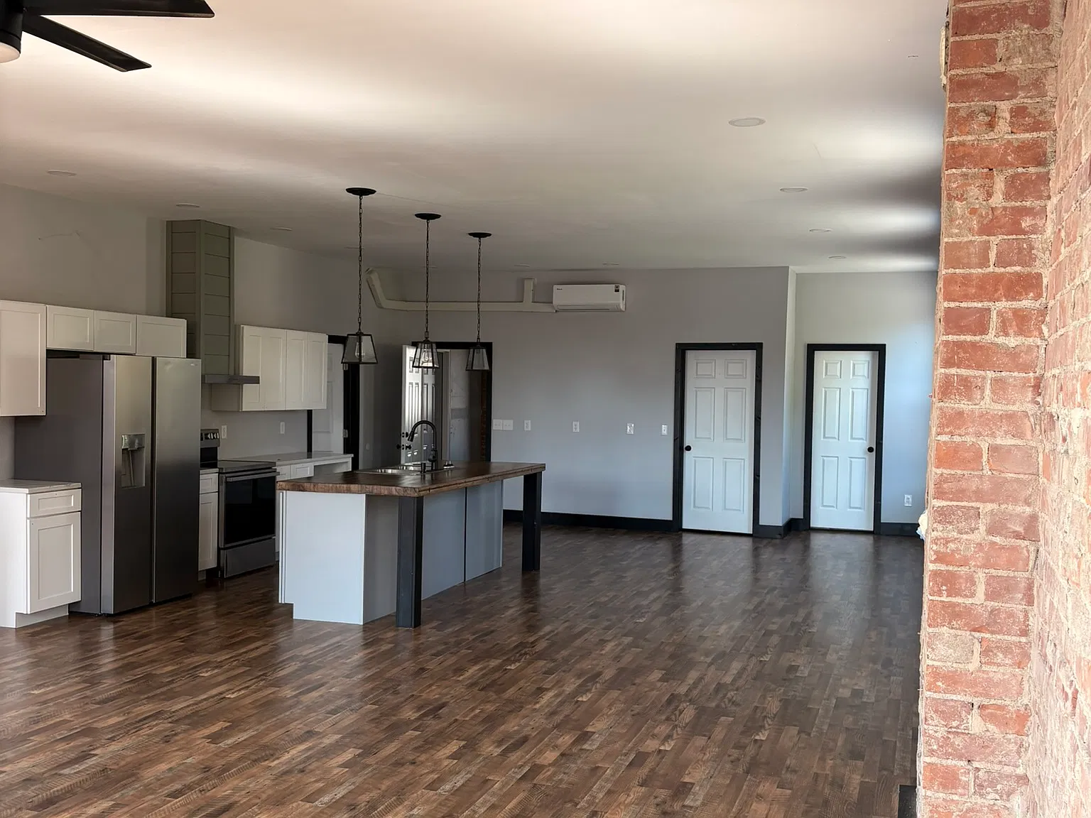 3 bed, $1,700 — Photo 4