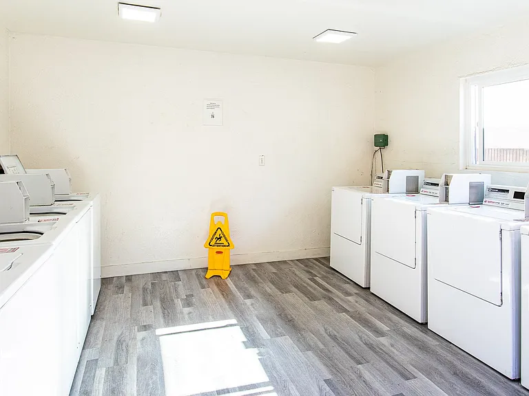 Buena Casa Apartments — Photo 37