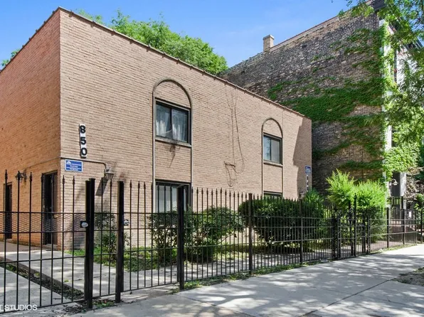 848-50 W. Altgeld St.