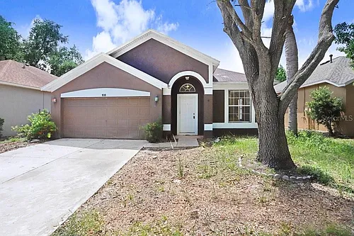930 Grand Canyon Dr Photo 1