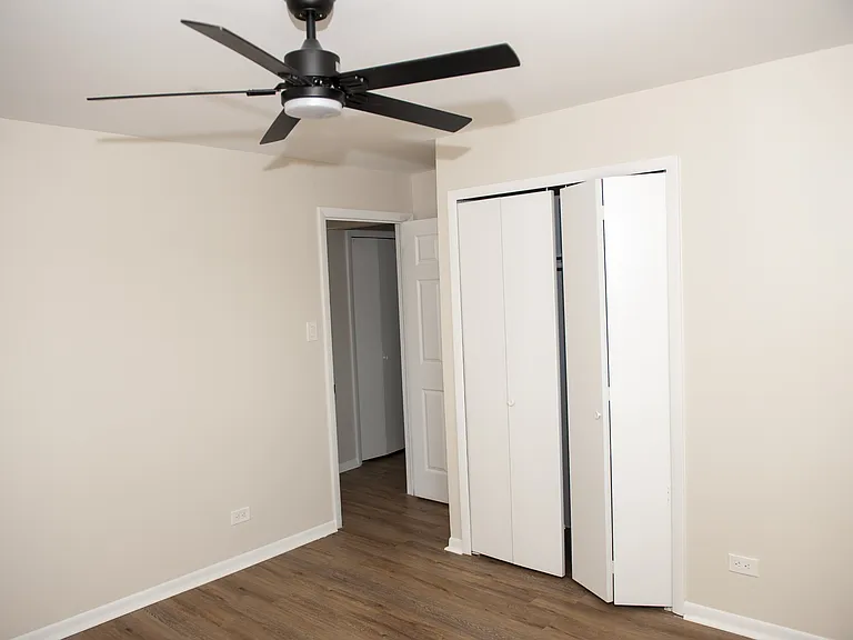 101 Oglesby Ave — Photo 49