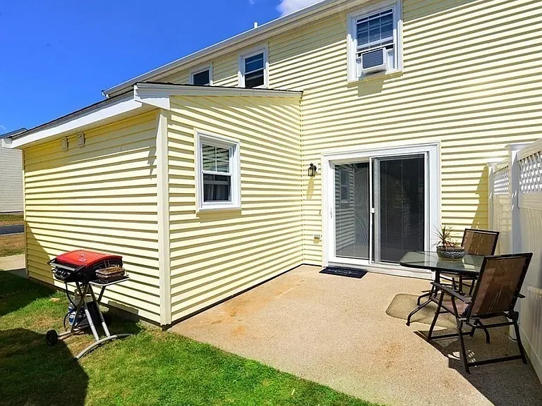 4 George St #3 — Photo 21