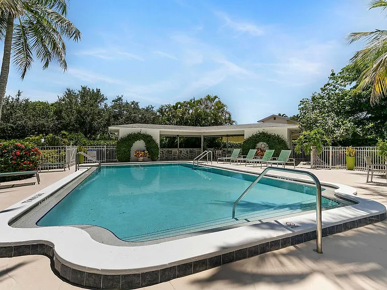 800 S Golf Dr #ID1579808P — Photo 10