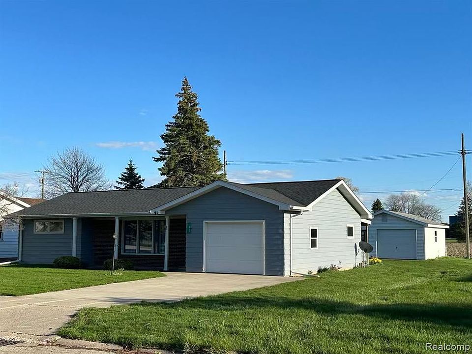 7017 Michigan Ave, Pigeon, MI 48755 Zillow