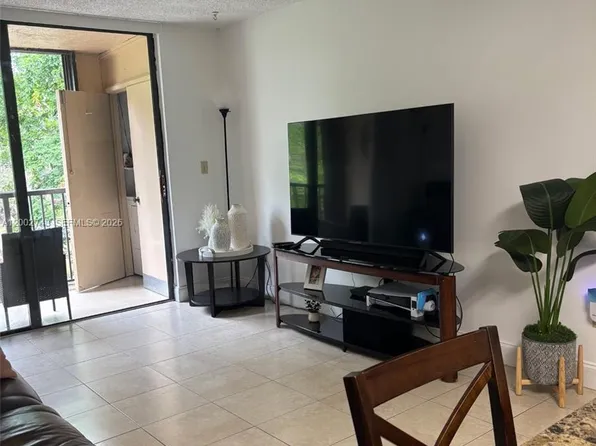 14421 N Kendall Dr, Miami, FL