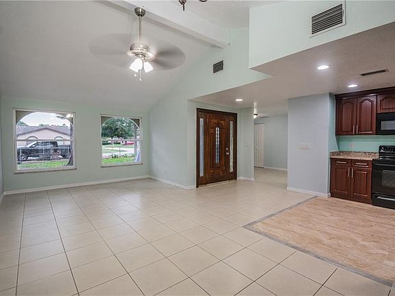 5th image of 9016 Arndale Cir