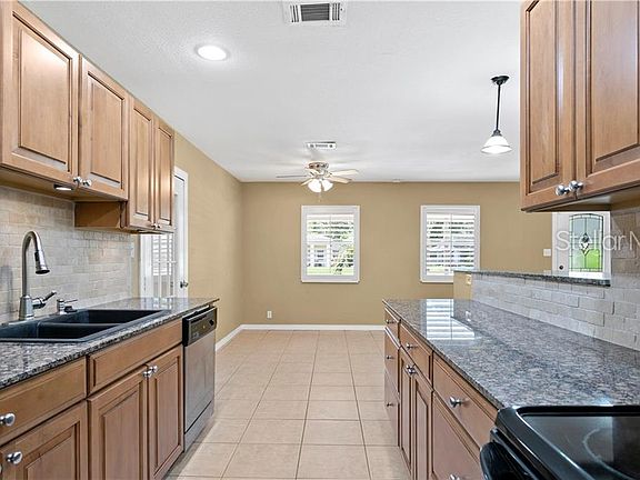3rd image of 4013 W Pearl Ave