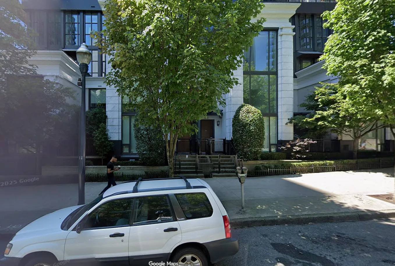 2 bed, 2.5 bath, 1272 sqft, $5,500 — Photo 1