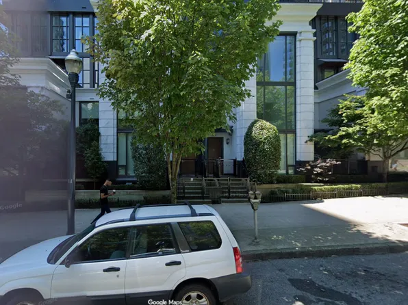 885 Helmcken St, Vancouver, BC V6Z 1B1