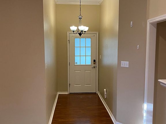 4th image of 3206 Hanover Ct