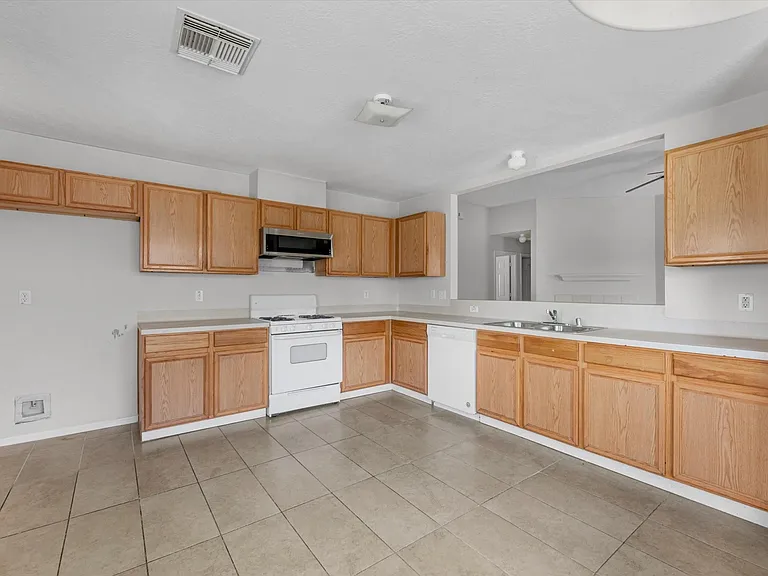 6002 Destiny Park Ct — Photo 8