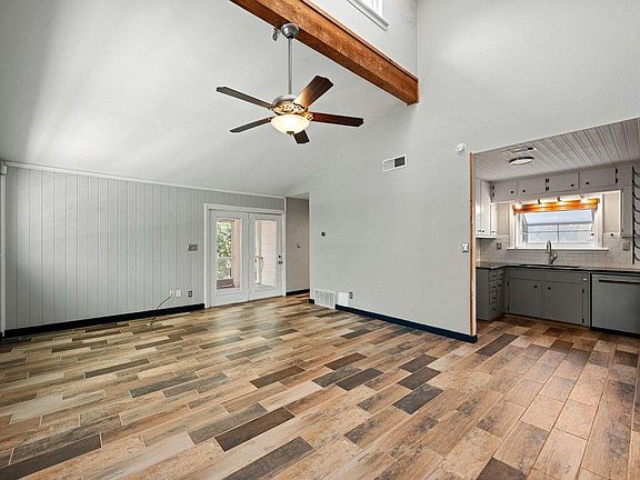 5th image of 131 Belle Dr