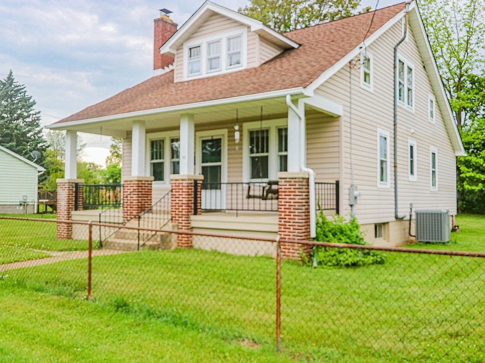1st image of 413 Dinwiddie Ave