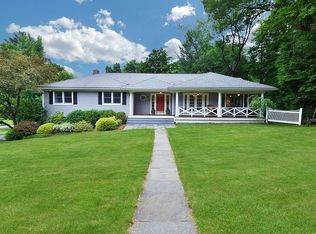 14 Indian Hill Rd, Mount Kisco, NY 10549