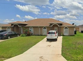 610 Bluebill Ln, Kissimmee, FL