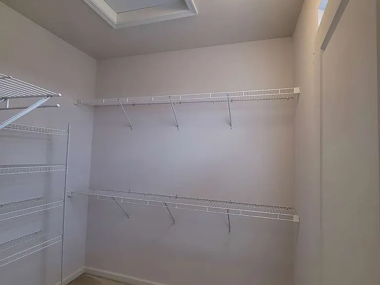 434 Parkview Ave #434 — Photo 15