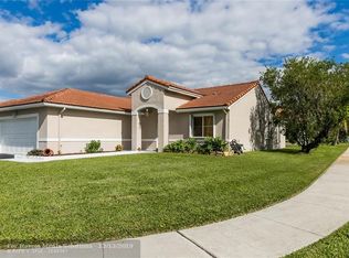 101 NW 190th Ave, Pembroke Pines, FL 33029