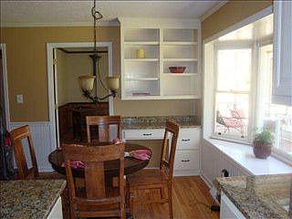 5th image of 305 Sassafras Dr