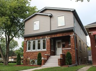 3801 Raymond Ave, Brookfield, IL 60513