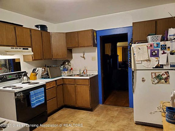 2nd image of 234-236 N Hayford Ave