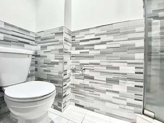 Rented by Vector New York, LLC | media 5