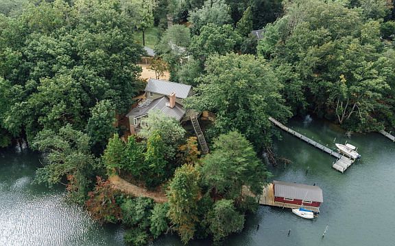 4th image of 90 Currell Cove Ln