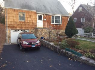 10 Lovatt St, Norwalk, CT 06851