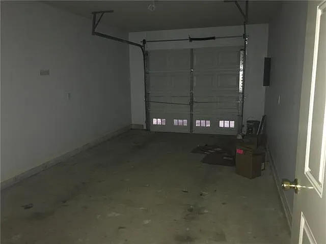 947 N Carnation St — Photo 11