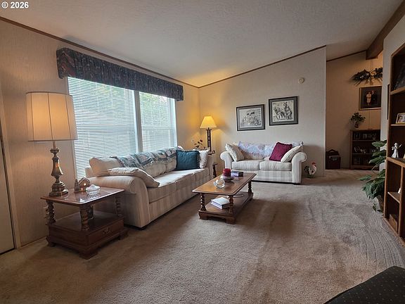 3rd image of 1309 Settlers Loop Space 120