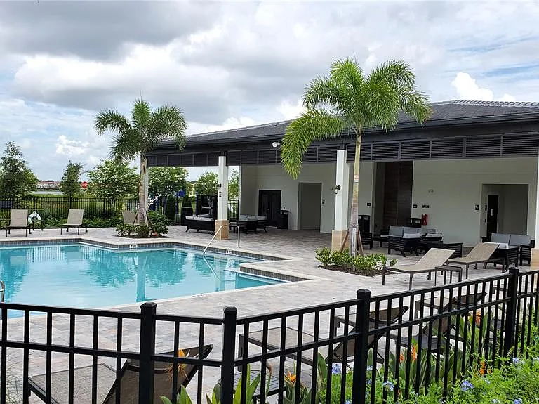 7361 Alpine Butterfly Ln — Photo 16