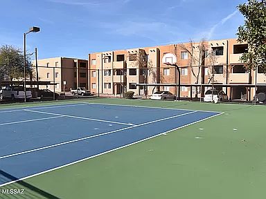2nd image of 1810 E Blacklidge Dr APT 503