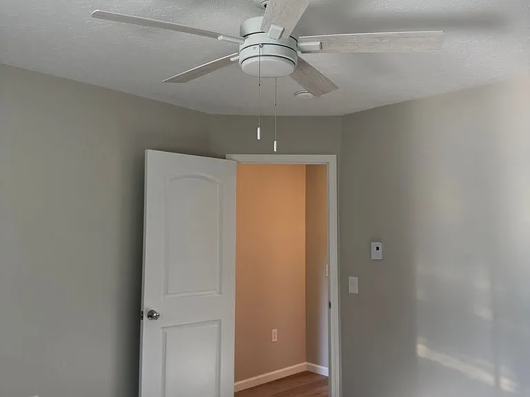 Candlewood Apartment Homes — Photo 10
